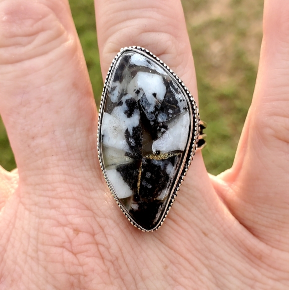 New White Buffalo Antique Design Silver Ring. - Picture 2 of 16